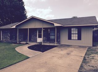 4585 Barrone Pl, Olive Branch, MS 38654