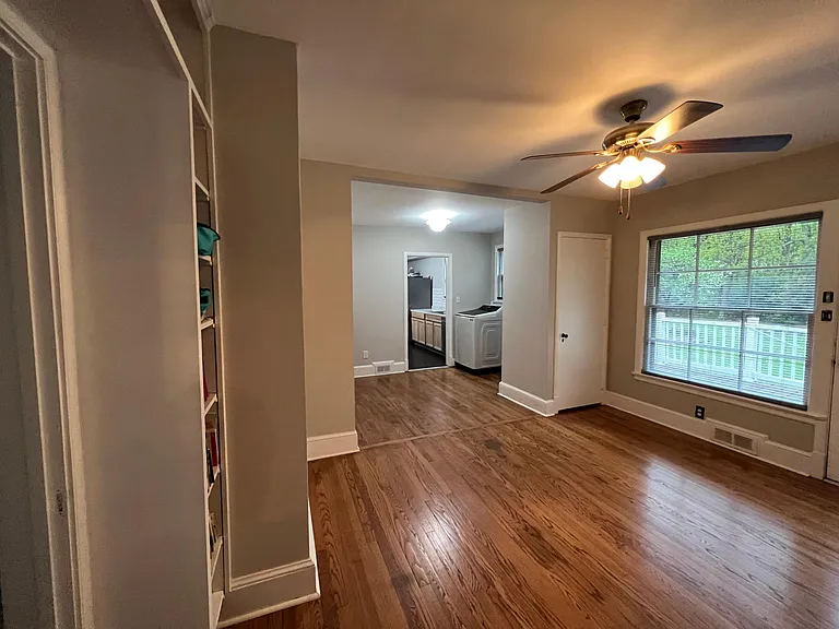 2107 Richardson Dr — Photo 12