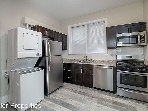 4th image of 4129 W Girard Ave #14036529