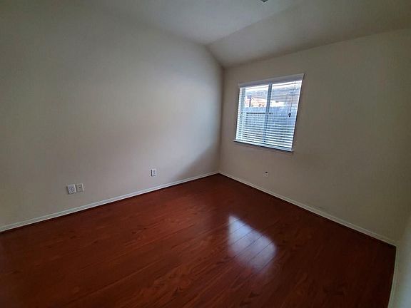 3rd image of 9311 Taftsberry Dr