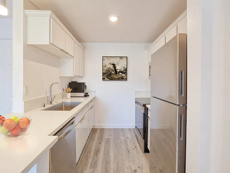 301 North Alvarado Street — Photo 13