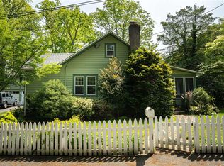 20 Dickerson Ave, Stony Brook, NY 11790