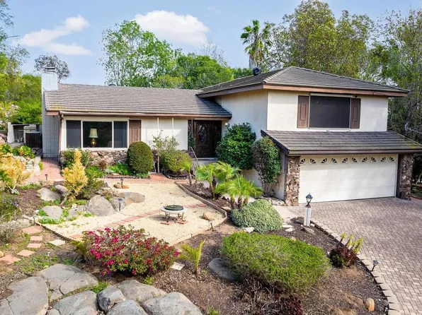 1438 Merritt Dr, El Cajon, CA 92020