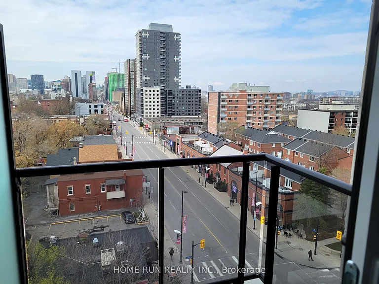 560 Rideau St #802 — Photo 12
