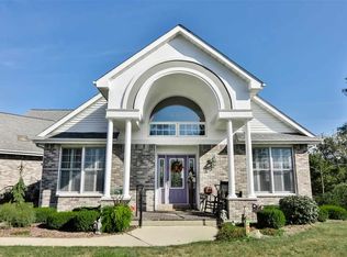 6952 State Route 173, Poplar Grove, IL 61065