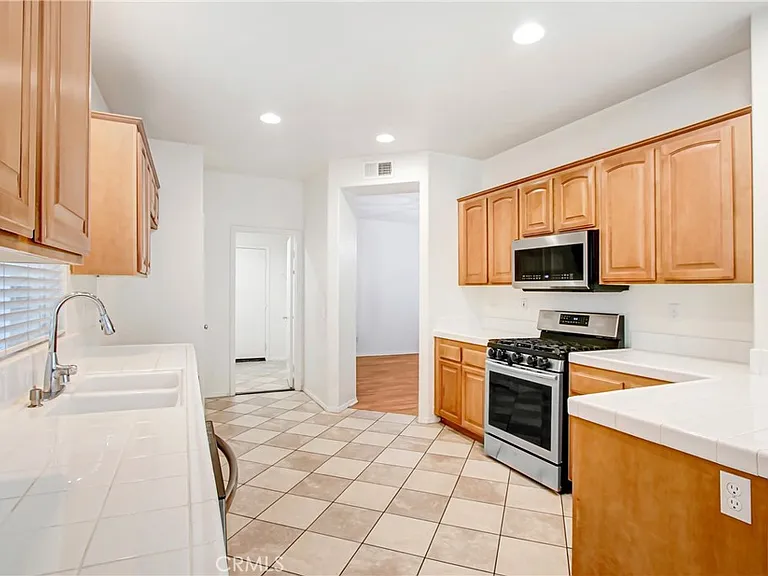33046 Canopy Ln — Photo 10