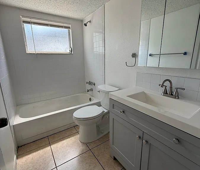 8447 Paxton Dr — Photo 17
