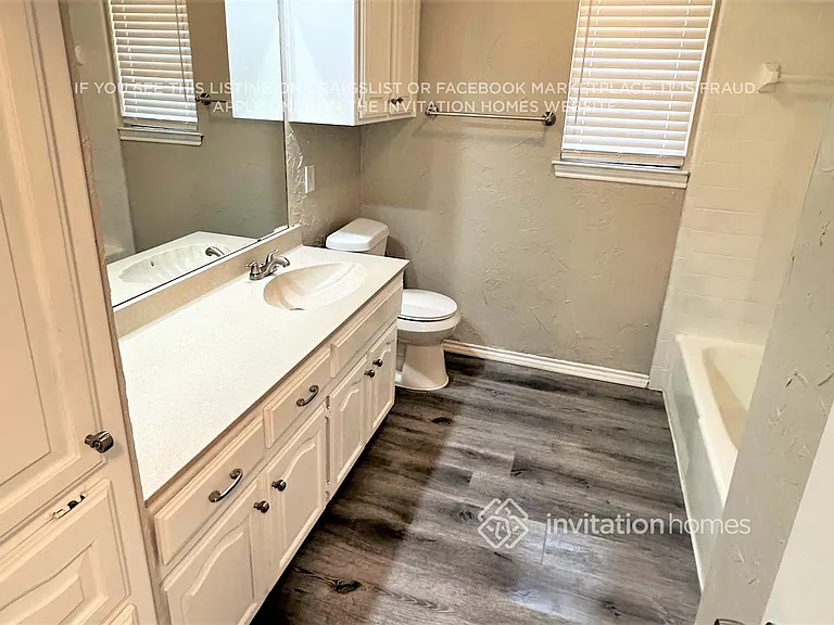4510 Lone Oak Dr — Photo 10