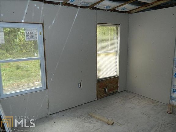 5th image of 20 Oak Leaf Ct