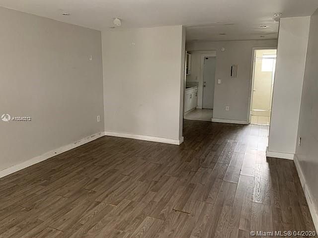 1st image of 944 Meridian Ave APT 5