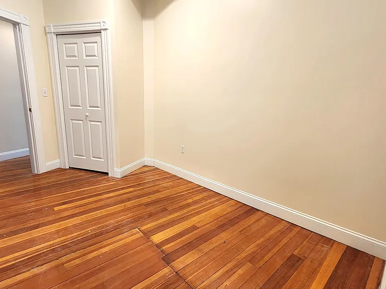 379 Main St #1 — Photo 7