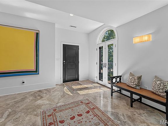 3rd image of 60 Brighton Way APT 3S