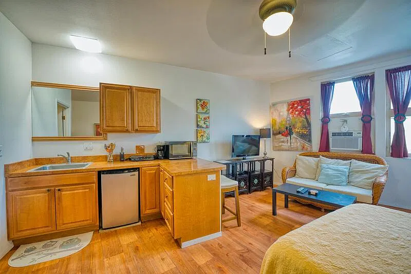 332 Keawe St #5