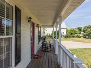 225 Springside Dr, Holly Springs, NC 27540