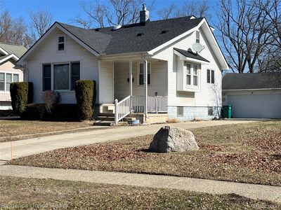 22814 Lake Way, Farmington, MI, 48336