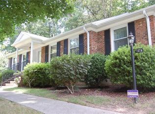 1918 Gracewood Dr, Greensboro, NC 27408