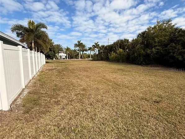 3099 Cussell Dr Lot 2, Saint James City, FL 33956