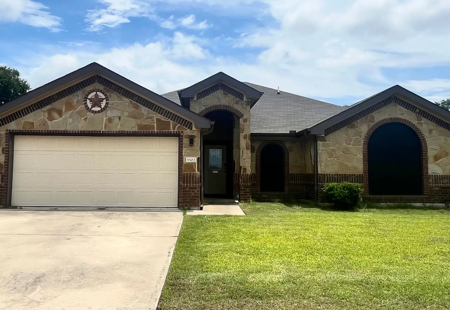 Rent Reduction & New In Management - Coming Soon! — Photo 2