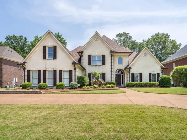 1782 Grovecrest Rd, Germantown, TN 38139