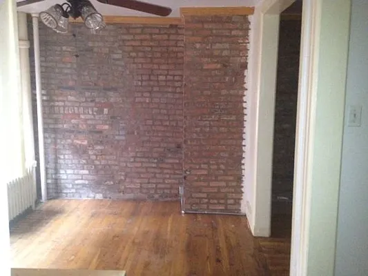 Rented by Moses Stoller, LREB | media 12