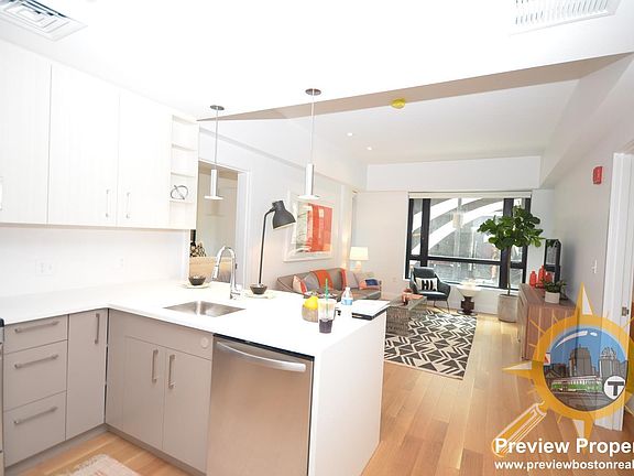 2nd image of 133 Camden St #105