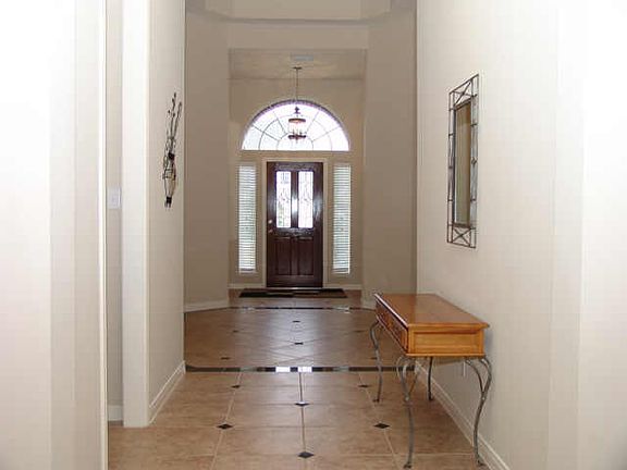  Grand entry area