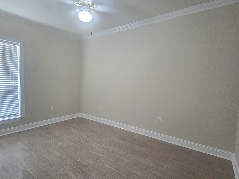 282 Allan Dr — Photo 21