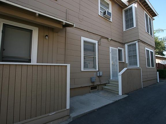 4th image of 981 E Orange Grove Blvd APT 4