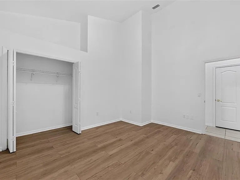914 SW 83rd Ter — Photo 25