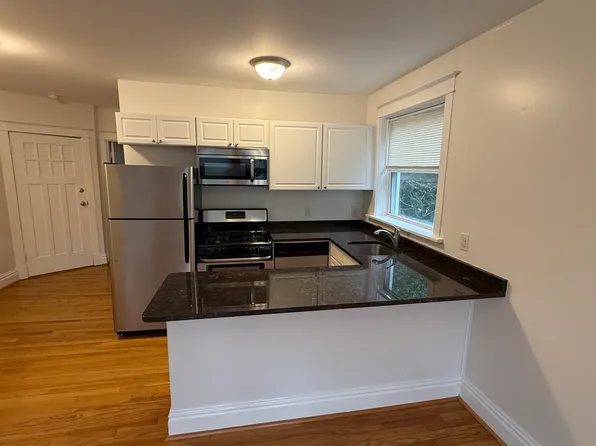 2408 Roseland Ter APT 1N, Saint Louis, MO 63143