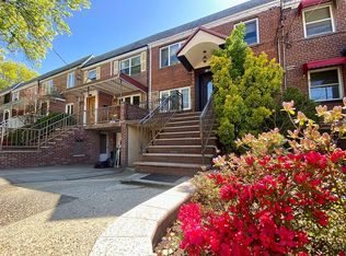 61-56 71st St, Middle Village, NY 11379