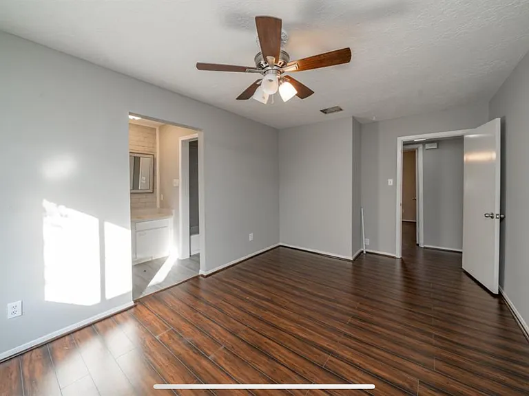 7056 Jetty Ln — Photo 6