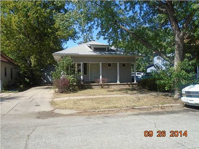 2nd image of 337 N Ash St