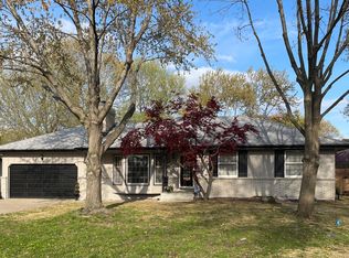 7321 Cedar Ave, Raytown, MO 64133