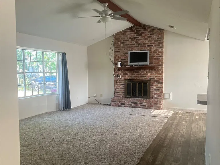 622 Coolidge St — Photo 2