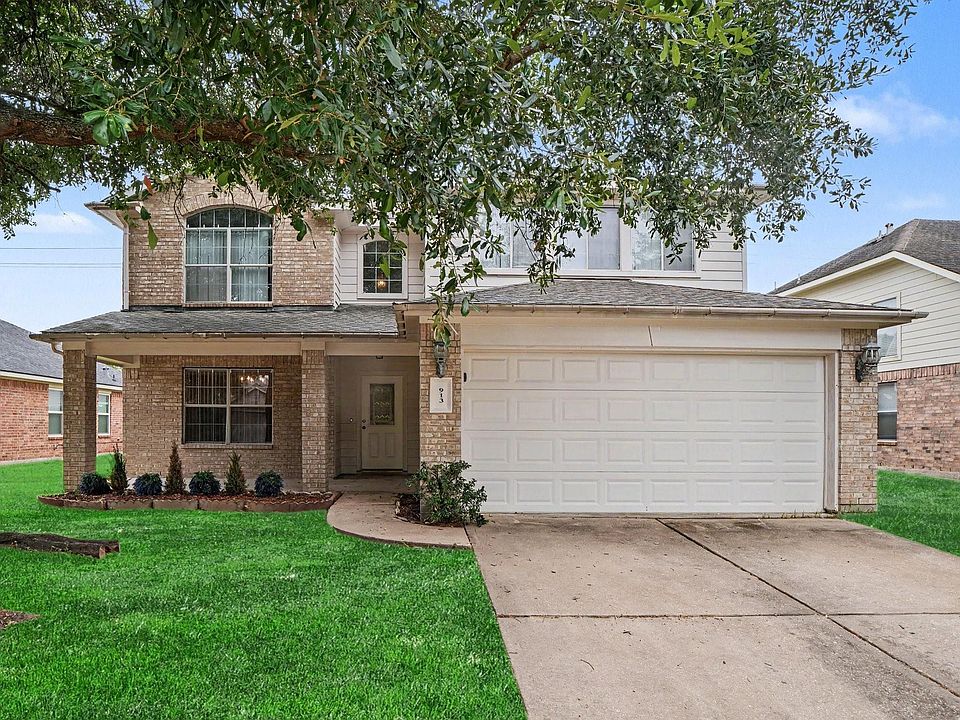 1st image of 913 Chad Ln
