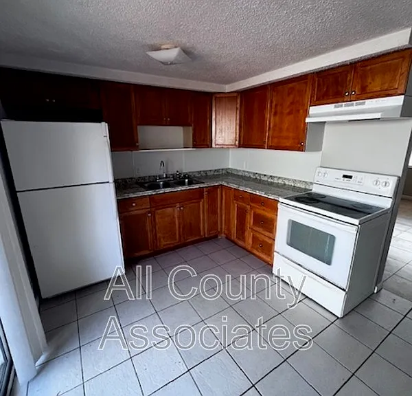 6326 Alaska Ave — Photo 4