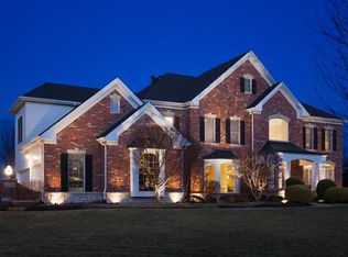 1118 Horse Run Ct, Chesterfield, MO 63005