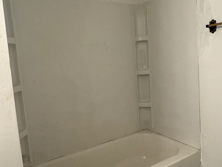 1817 Ridgewood Ave — Photo 7