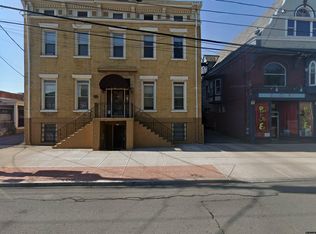 404 Union St APT 5, Schenectady, NY 12305