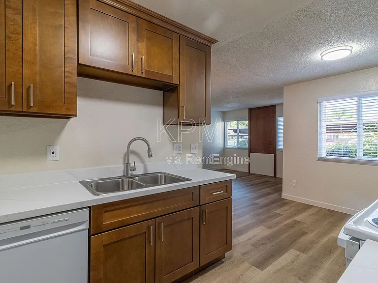 4332 Pacific Ave #11 — Photo 7