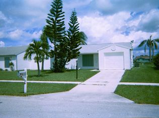 7851 Canal Dr, Lake Worth, FL 33467