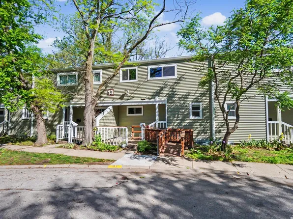 255 N Michigan St APT 81, Lawrence, KS 66044