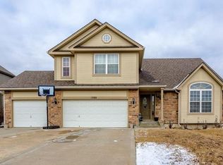 1300 NW 93rd St, Kansas City, MO 64155