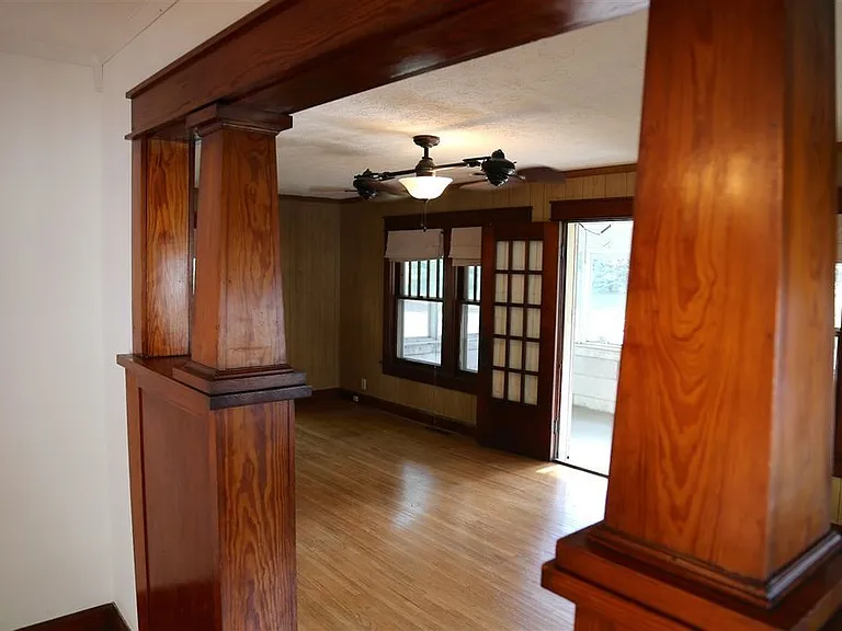 1435 N Kinser Pike — Photo 14