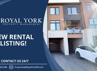 137 Bravo Ln, Newmarket, ON L3X 0L2