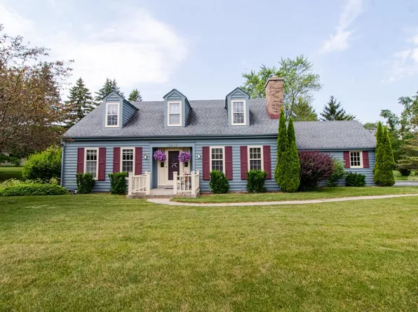 12639 North Park DRIVE, Mequon, WI 53092