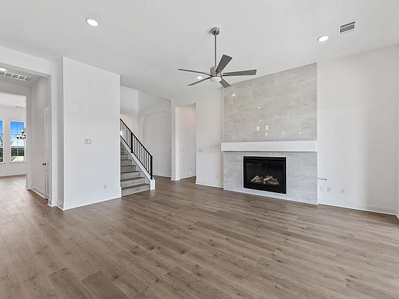 Colinas B Family Room