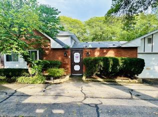 4 Grimsby On Oxford St, Rolling Meadows, IL 60008