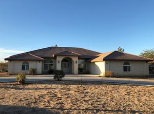 18582 Pacific St, Hesperia, CA 92345